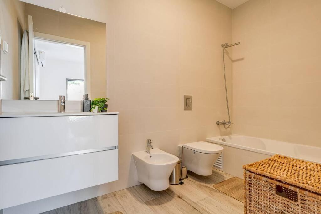 Happiness Apartment - 2Bedroom Apt In Aljezur Εξωτερικό φωτογραφία