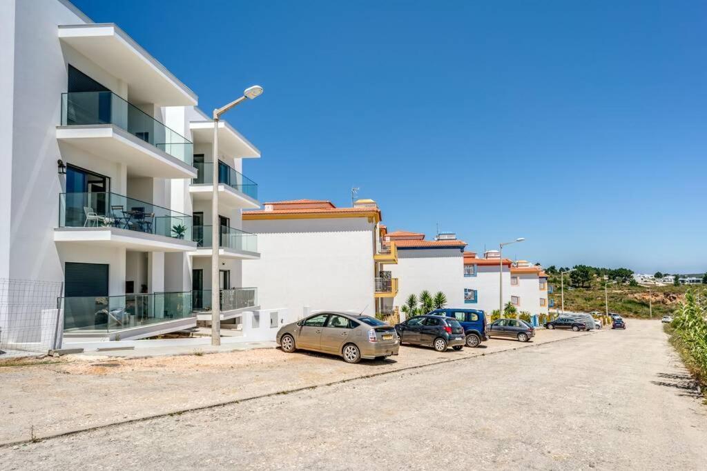 Happiness Apartment - 2Bedroom Apt In Aljezur Εξωτερικό φωτογραφία