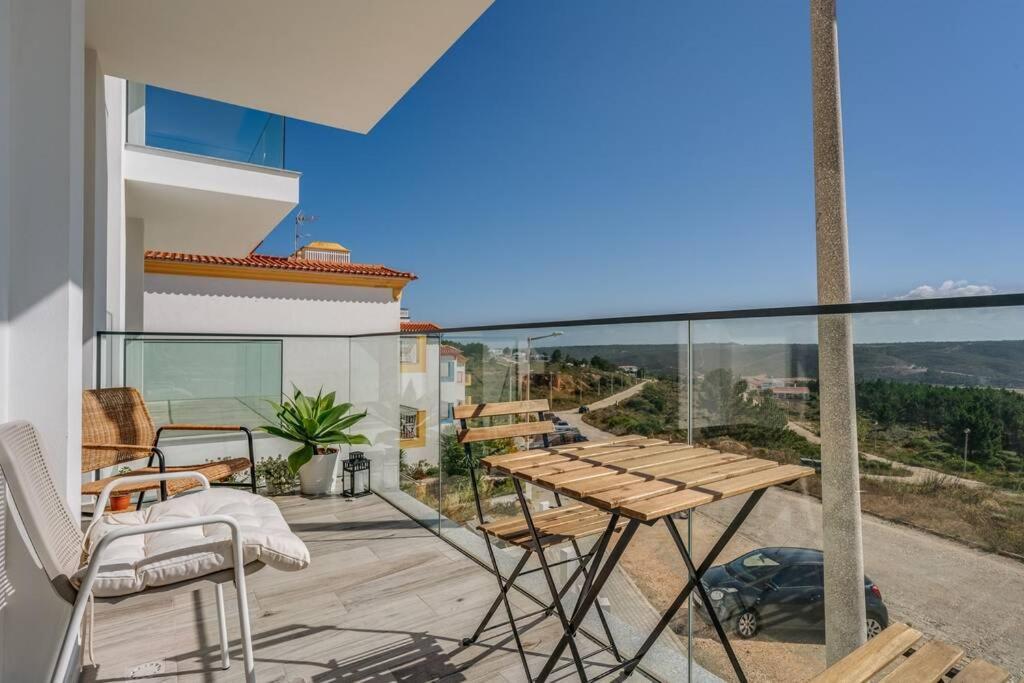 Happiness Apartment - 2Bedroom Apt In Aljezur Εξωτερικό φωτογραφία